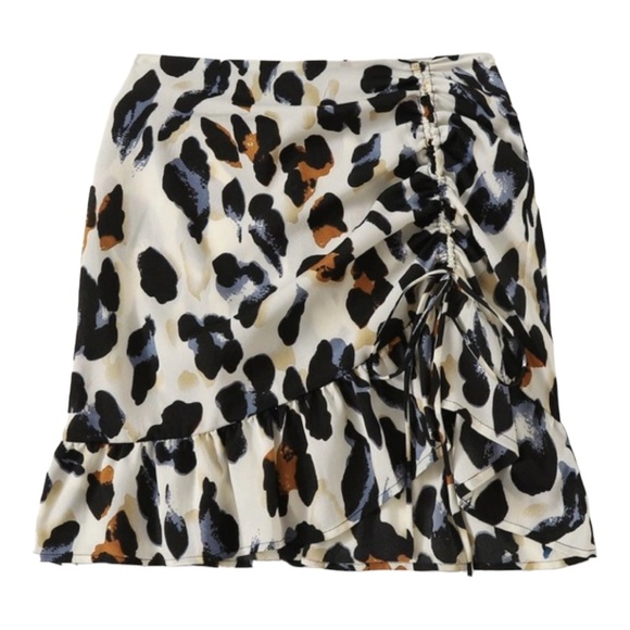 SHEIN Dresses & Skirts - Shein Leopard Print Mini Skirt Ruched Drawstring Side Womens Size Large